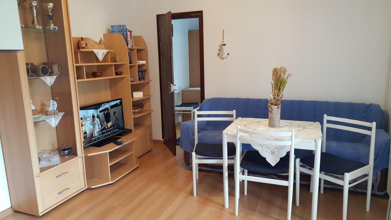 Apartments Ghedas Пореч Екстериор снимка