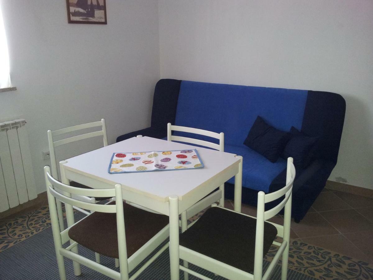 Apartments Ghedas Пореч Екстериор снимка